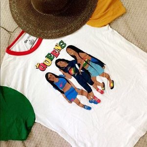 Queens Tee